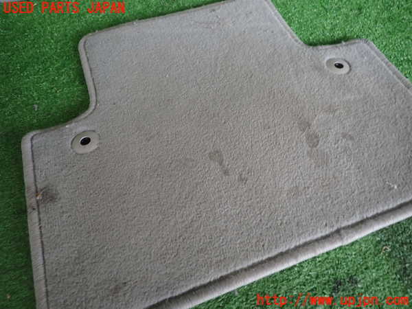 2UPJ-33837800]ボルボ・V50(MB4204S)フロアマット 中古_m0004.jpg