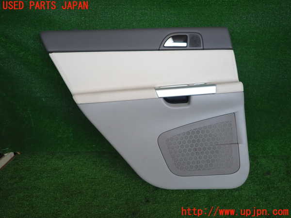 2UPJ-33831324]ボルボ・V50(MB4204S)左後ドア内張り 中古_m0001.jpg