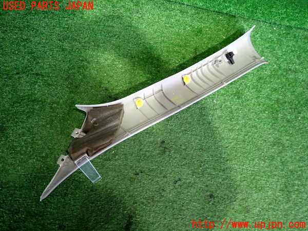 2UPJ-33837655]ボルボ・V50(MB4204S)右フロントピラートリム 中古_m0002.jpg