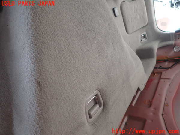 2UPJ-33837675]ボルボ・V50(MB4204S)右リアピラートリム 中古_m0004.jpg