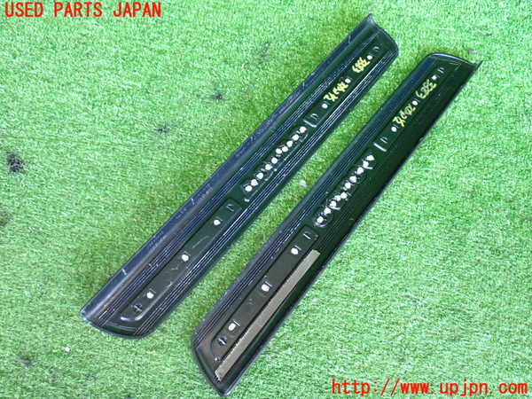 2UPJ-33837740]ボルボ・V50(MB4204S)スカッフプレート 中古_m0005.jpg