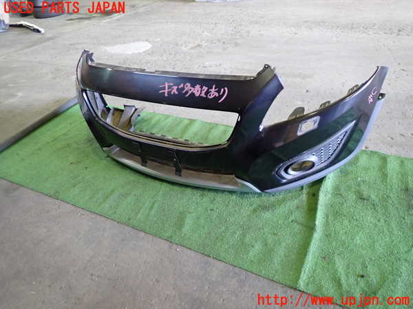 1UPJ-33841010]ボルボ・C30(MB4204S)フロントバンパー 中古_m0001.jpg