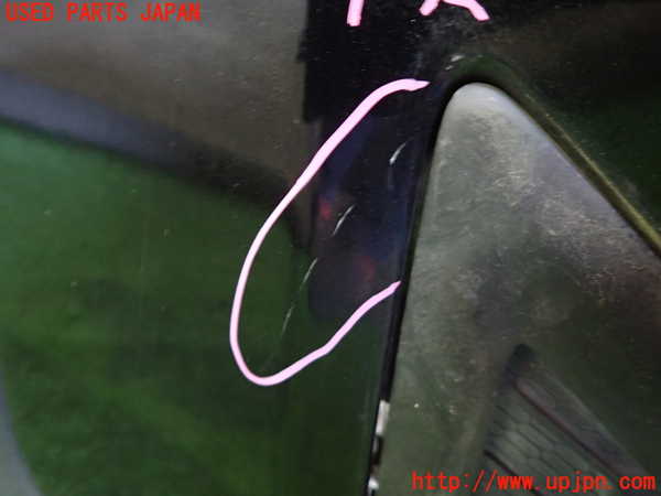 1UPJ-33841010]ボルボ・C30(MB4204S)フロントバンパー 中古_m0003.jpg