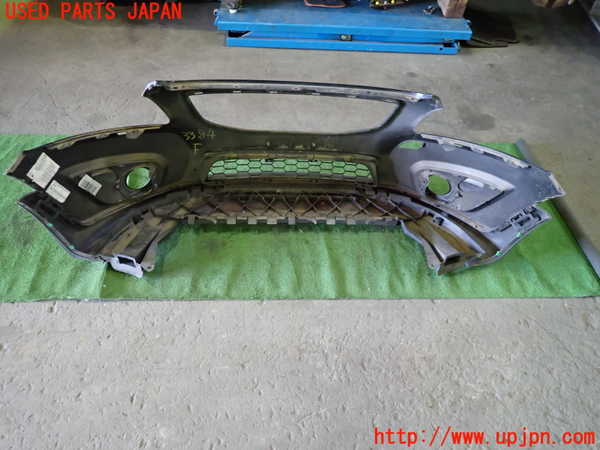 1UPJ-33841010]ボルボ・C30(MB4204S)フロントバンパー 中古_m0005.jpg