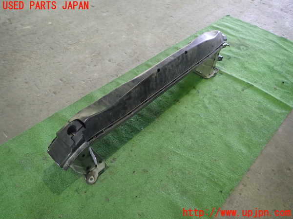 1UPJ-33841014]ボルボ・C30(MB4204S)フロントバンパーホースメント 中古_m0002.jpg