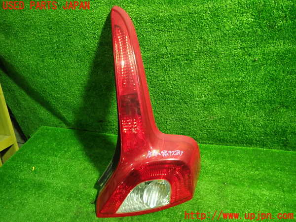 1UPJ-33841530]ボルボ・C30(MB4204S)右テールランプ 中古_m0001.jpg