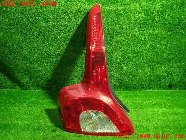 1UPJ-33841536]ボルボ・C30(MB4204S)左テールランプ 中古_m0001.jpg