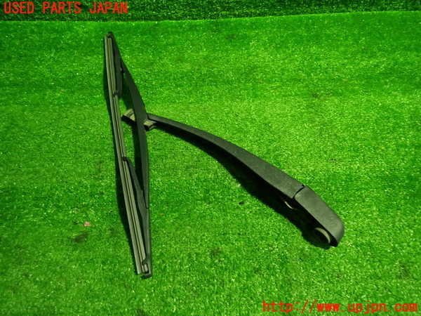 1UPJ-33841661]ボルボ・C30(MB4204S)リアワイパーアーム1 中古_m0001.jpg