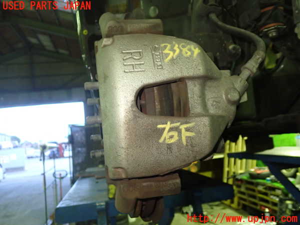 1UPJ-33844080]ボルボ・C30(MB4204S)右フロントキャリパー 中古_m0001.jpg