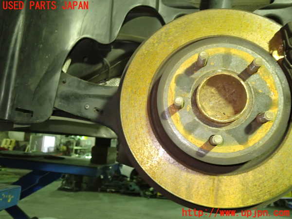 1UPJ-33844305]ボルボ・C30(MB4204S)左リアナックルハブ 中古_m0003.jpg