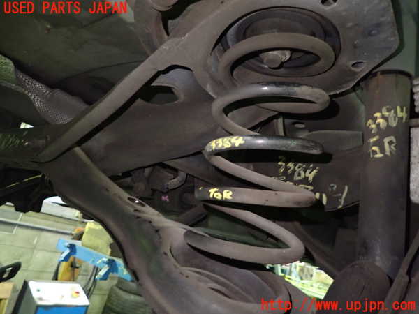 1UPJ-33845100]ボルボ・C30(MB4204S)右リアスプリング 中古_m0001.jpg