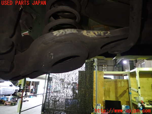1UPJ-33845205]ボルボ・C30(MB4204S)右リアロアアーム2 中古_m0001.jpg
