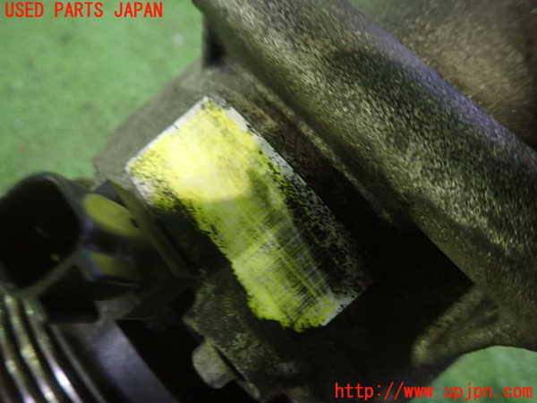 1UPJ-33846025]ボルボ・C30(MB4204S)エアコンコンプレッサー 中古_m0002.jpg