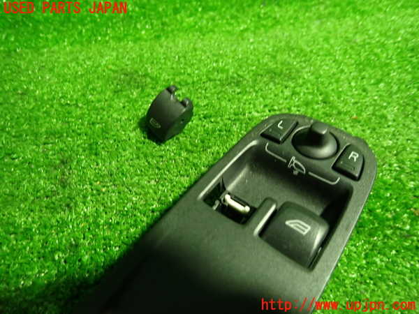 1UPJ-33846240]ボルボ・C30(MB4204S)右パワーウィンドウスイッチ (ジャンク品) 中古_m0003.jpg