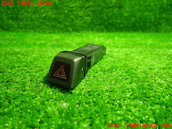 1UPJ-33846290]ボルボ・C30(MB4204S)ハザードスイッチ 中古_m0001.jpg