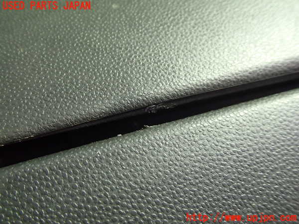 1UPJ-33847516]ボルボ・C30(MB4204S)グローブボックス1 中古_m0002.jpg