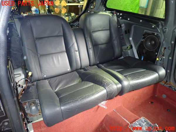 1UPJ-33847385]ボルボ・C30(MB4204S)リアシート 中古_m0001.jpg