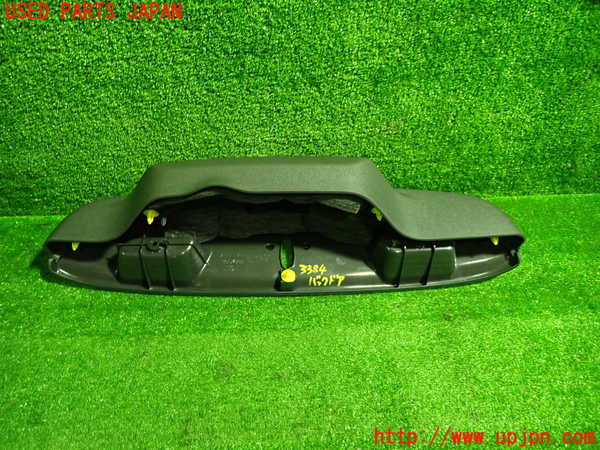 1UPJ-33841578]ボルボ・C30(MB4204S)バックドア内張り 中古_m0003.jpg