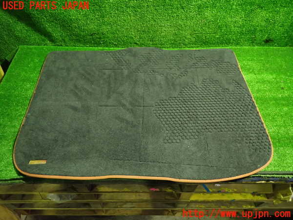 1UPJ-33847771]ボルボ・C30(MB4204S)ラゲッジトレイ1 中古_m0001.jpg