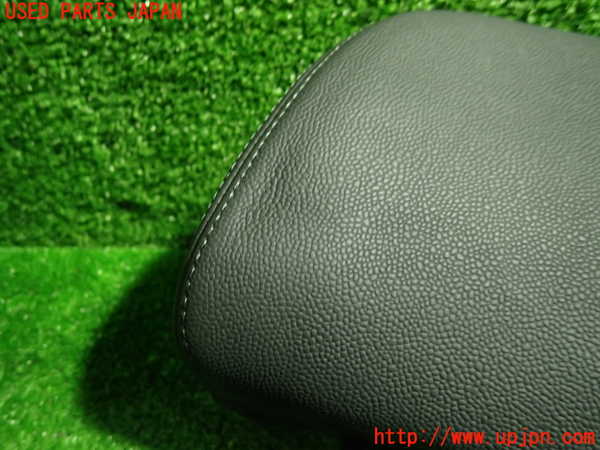 1UPJ-33847150]ボルボ・C30(MB4204S)右2列目ヘッドレスト 中古_m0002.jpg