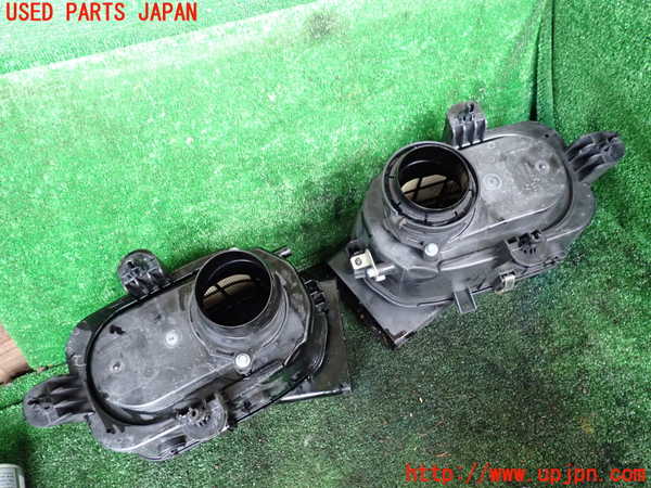 1UPJ-33852560]マセラティ・クアトロポルテ(MQP30A)エアクリーナーボックス 中古_m0002.jpg