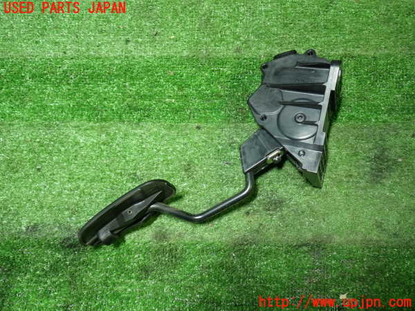 1UPJ-33866381]アルファード(ANH20W)センサー1 アクセルペダル 中古_m0002.jpg