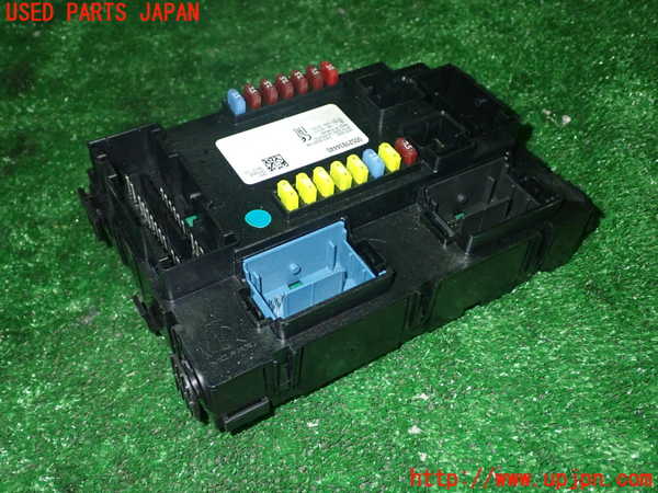 5UPJ-33876741]ジープ・レネゲード(BV13PM)ヒューズボックス1 中古_m0001.jpg