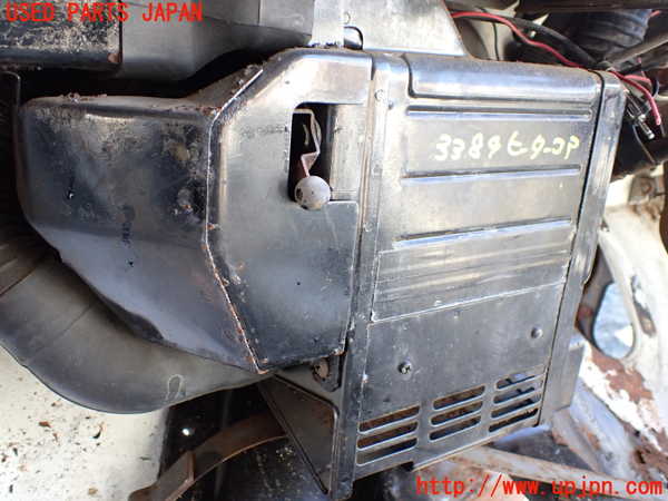 1UPJ-33896100]三菱ジープ(J54)ヒーターコア 中古_m0001.jpg