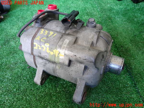 5UPJ-33916025]アルシオーネ SVX(CXW)エアコンコンプレッサー 中古_m0001.jpg