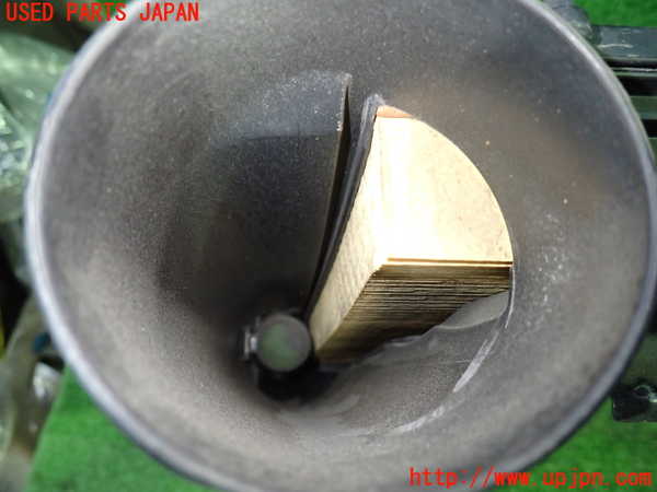 1UPJ-33932560]ベンツ CLS350 C219(219356C)エアクリーナーボックス 中古_m0004.jpg