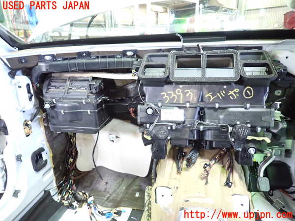 1UPJ-33936081]ベンツ CLS350 C219(219356C)エバポレーター1 中古_m0001.jpg