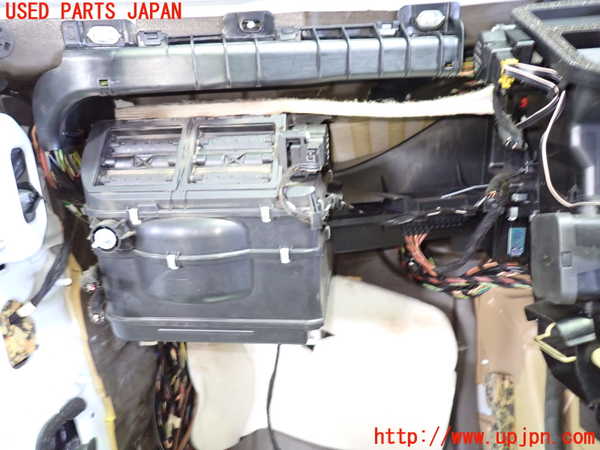 1UPJ-33936081]ベンツ CLS350 C219(219356C)エバポレーター1 中古_m0003.jpg