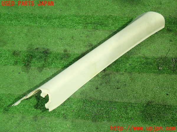 1UPJ-33937655]ベンツ CLS350 C219(219356C)右フロントピラートリム 中古_m0001.jpg