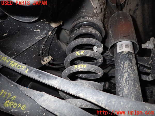 1UPJ-33945100]BMW アクティブハイブリッド3(AH3) F30(3F30)右リアスプリング 中古_m0001.jpg