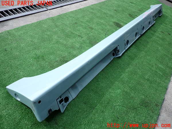 2UPJ-33951390]プリウス(ZVW30)右サイドステップ 中古_m0003.jpg