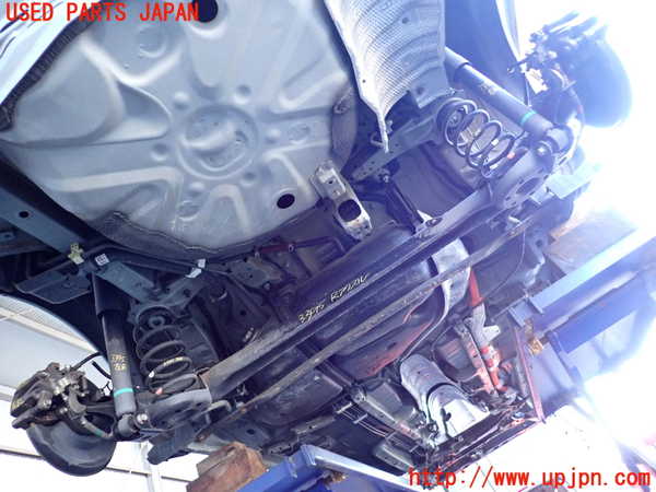 2UPJ-33955380]プリウス(ZVW30)リアアクスルビーム 中古_m0001.jpg