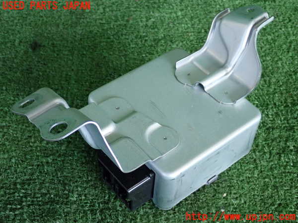 2UPJ-33956135]プリウス(ZVW30)パワステコンピューター 中古_m0001.jpg