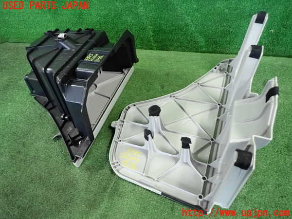 2UPJ-33957773]プリウス(ZVW30)ラゲッジトレイ3 中古_m0003.jpg