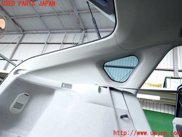 2UPJ-33957680]プリウス(ZVW30)左リアピラートリム 中古_m0002.jpg