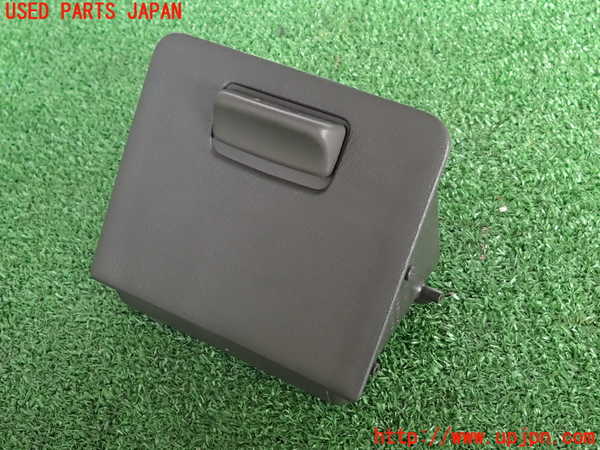 2UPJ-33967841]ステージア(WGC34)小物入れ1 中古_m0001.jpg