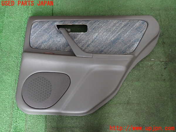 2UPJ-33961294]ステージア(WGC34)右後ドア内張り 中古_m0001.jpg