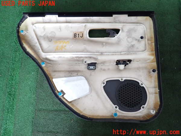 2UPJ-33961294]ステージア(WGC34)右後ドア内張り 中古_m0004.jpg