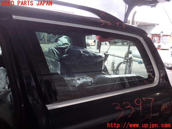 2UPJ-33971382]ボルボ・V70(BB420W)左クォーターガラス 中古(43R-00053 M435)_m0001.jpg