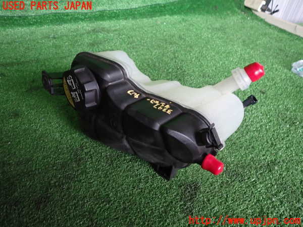 2UPJ-33972410]ボルボ・V70(BB420W)ラジエータータンク 中古_m0001.jpg