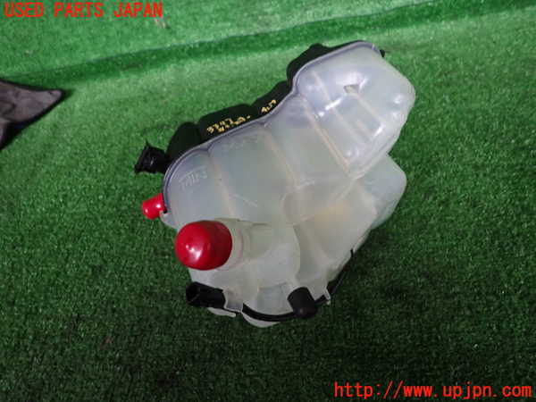 2UPJ-33972410]ボルボ・V70(BB420W)ラジエータータンク 中古_m0002.jpg