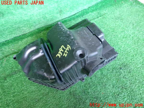 2UPJ-33972560]ボルボ・V70(BB420W)エアクリーナーボックス 中古_m0004.jpg