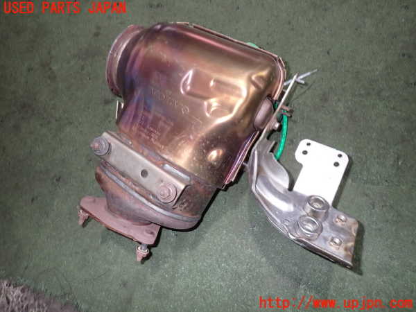 2UPJ-33972661]ボルボ・V70(BB420W)触媒1 中古_m0003.jpg