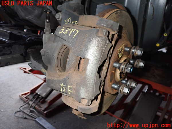 2UPJ-33974085]ボルボ・V70(BB420W)左フロントキャリパー 中古_m0001.jpg