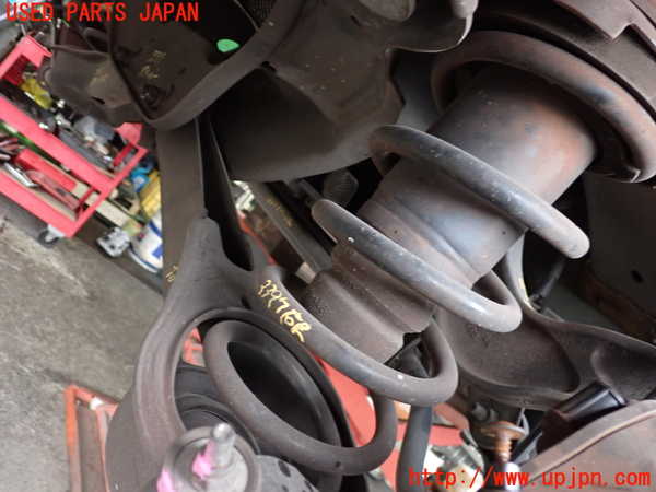 2UPJ-33975100]ボルボ・V70(BB420W)右リアスプリング 中古_m0001.jpg