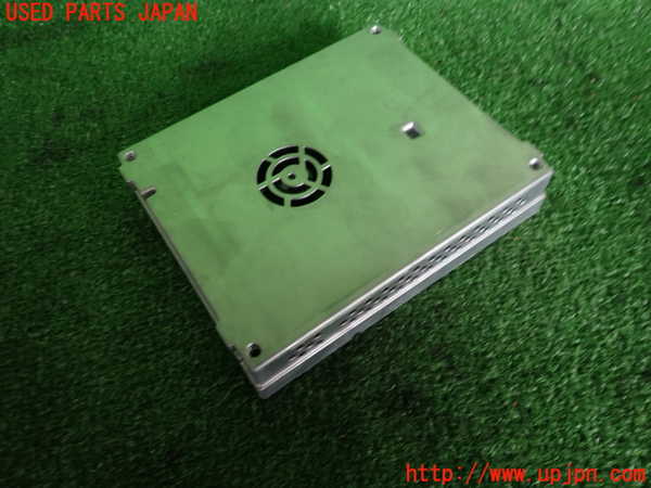 2UPJ-33976660]ボルボ・V70(BB420W)TVチューナー 中古_m0002.jpg